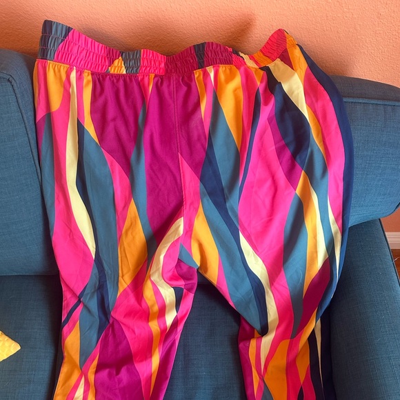 Fun multicolor joggers - Picture 5 of 6